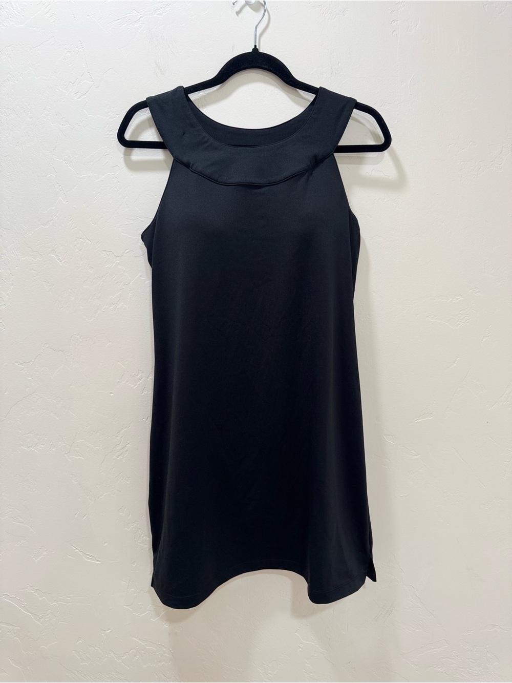 Athleta High Neck Solid Black Dress Built In Bra Sporty Women's Medium 43101